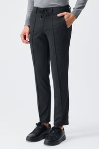 Elegante Herrenhose mit Kordelzug in Taupe-Anthrazit, taillierte, schmal zulaufende Passform