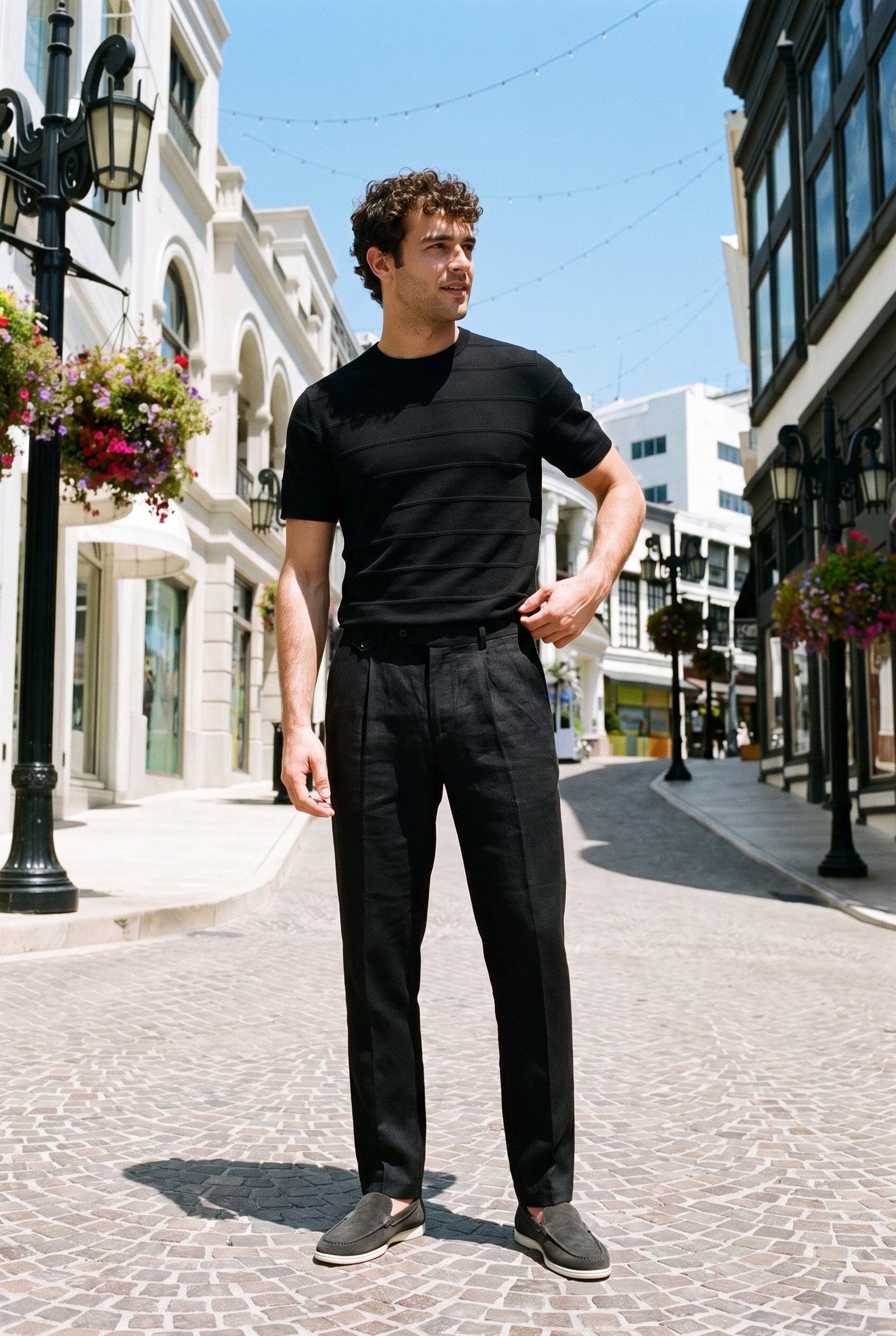 Look #876 styled with Schwarzes, strukturiertes Strick-T-Shirt für Herren