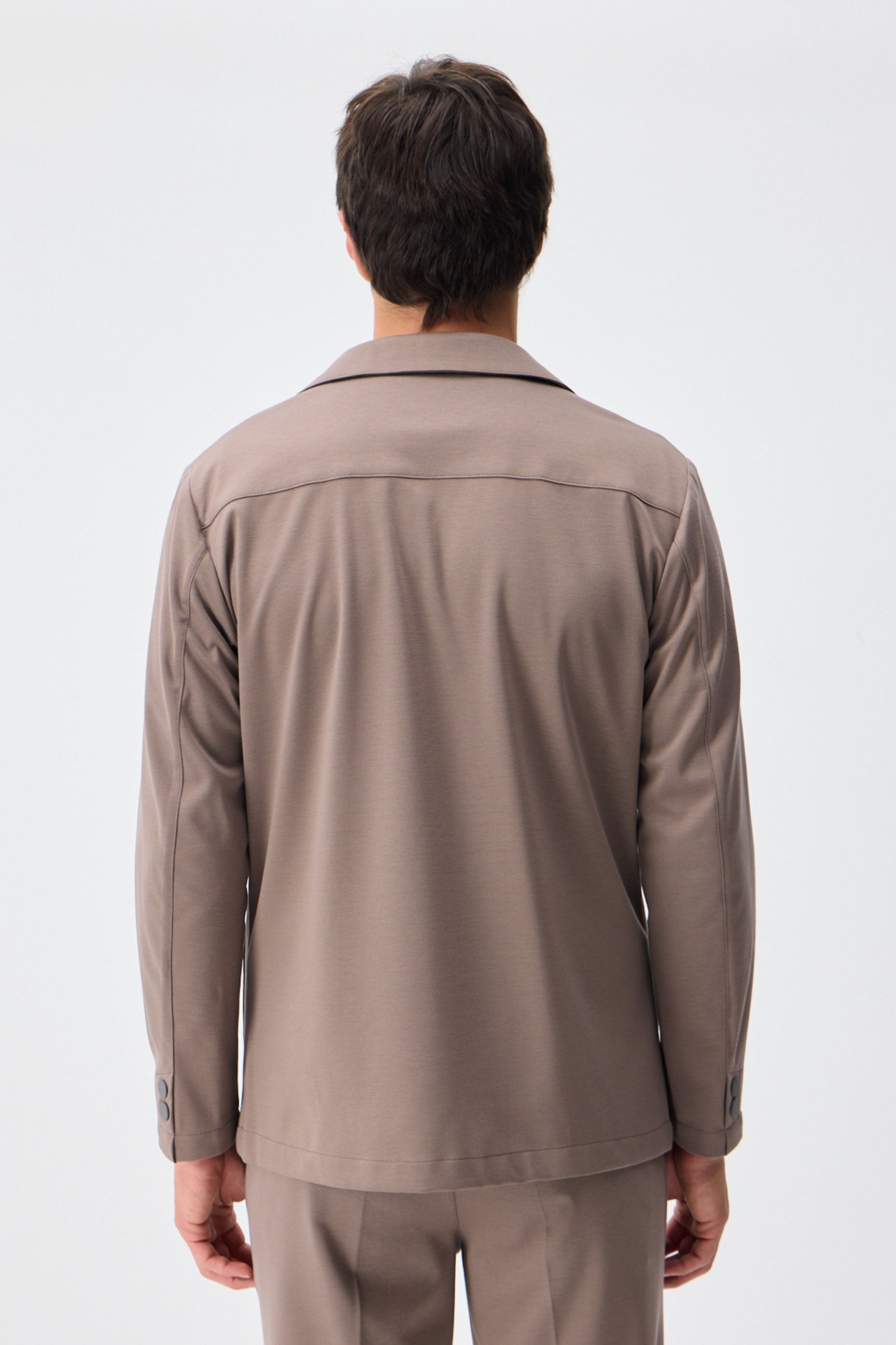 Herrenblazer aus weichem Jersey in Taupe-Braun, elegant-lässig