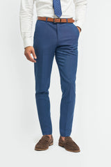 Herren-Sommerhochzeitsanzug aus Leinen in Himmelblau mit marineblauer Hose