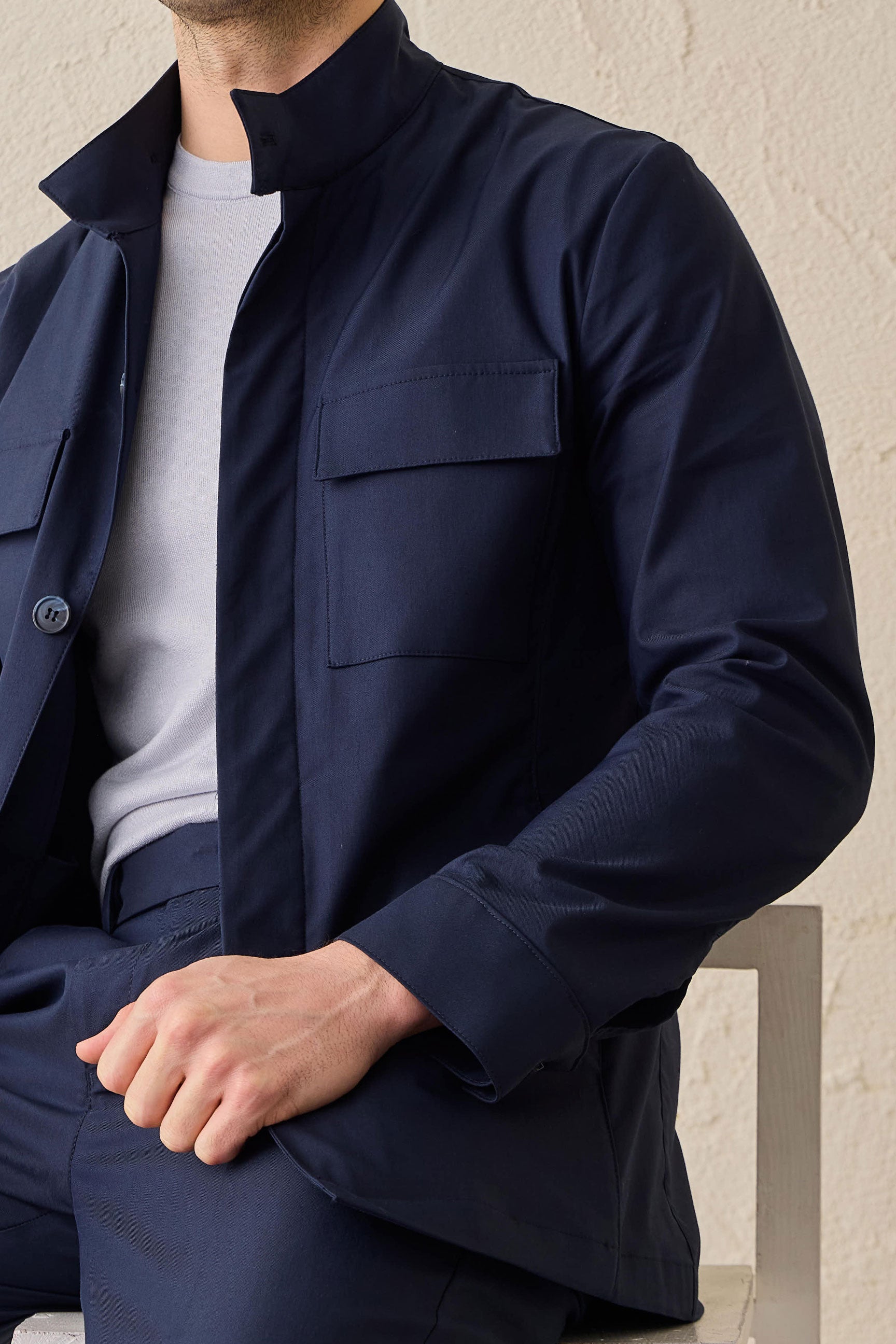 Herren-Anzug, marineblau, elegant-lässig, 2-teilig, Safari-Stil, Stehkragen, Stretch-Set