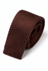 Herrenkrawatte aus burgunderrotem Strickpolyester