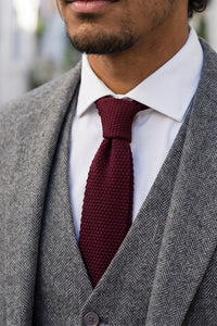 Burgunderrote Strickkrawatte für Herren