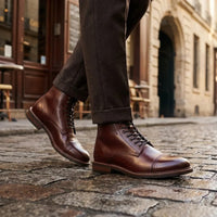 Herren-Ankle-Boots „Balmoral“ aus burgunderrotem Leder mit Kappe