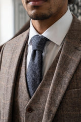 Herrenkrawatte aus marineblauem Fischgrät-Tweed aus Wollmischung