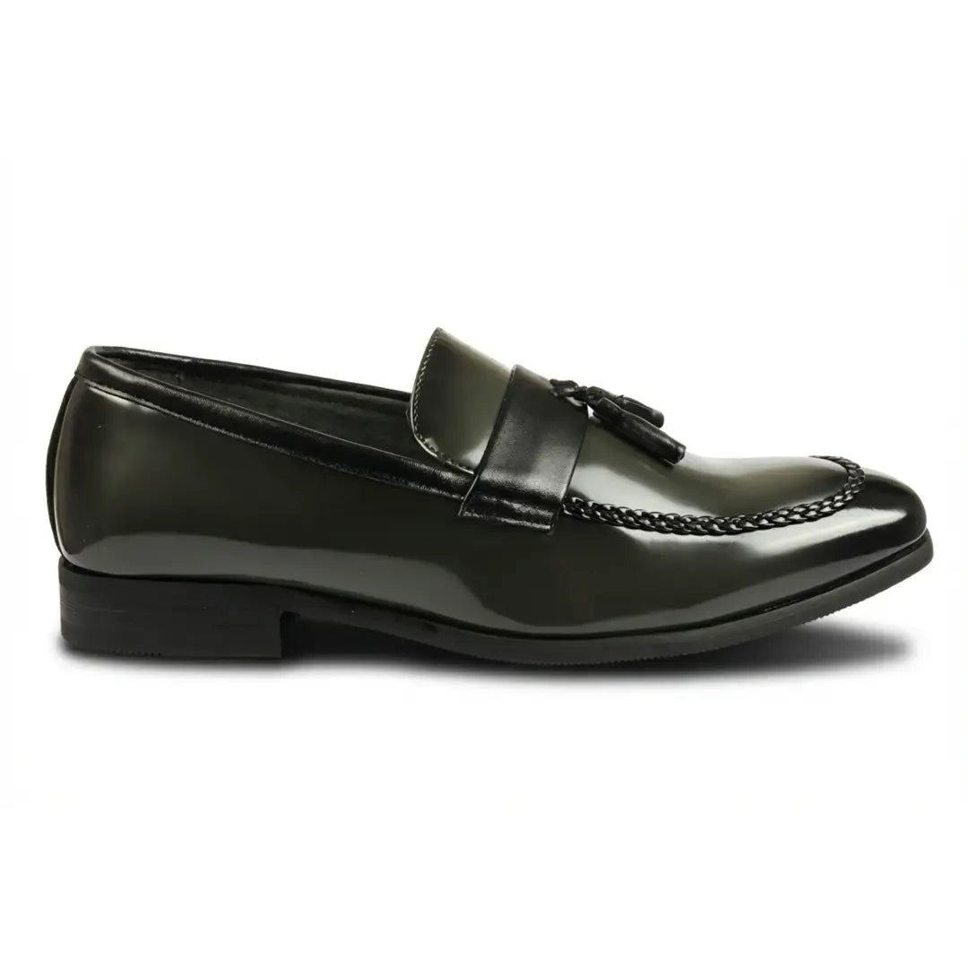 Herren-Slipper mit Quasten und Hochglanzfinish
