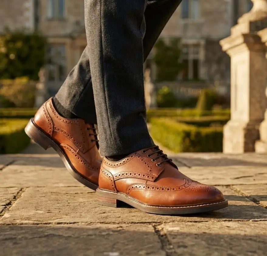 Stokes - Herren-Brogue-Schnürschuhe aus hellbraunem Leder